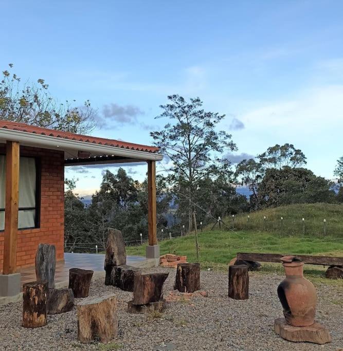 Hermosa Casa Campestre Moderna "Rancho La Marina" Chiquinquirá Exterior foto