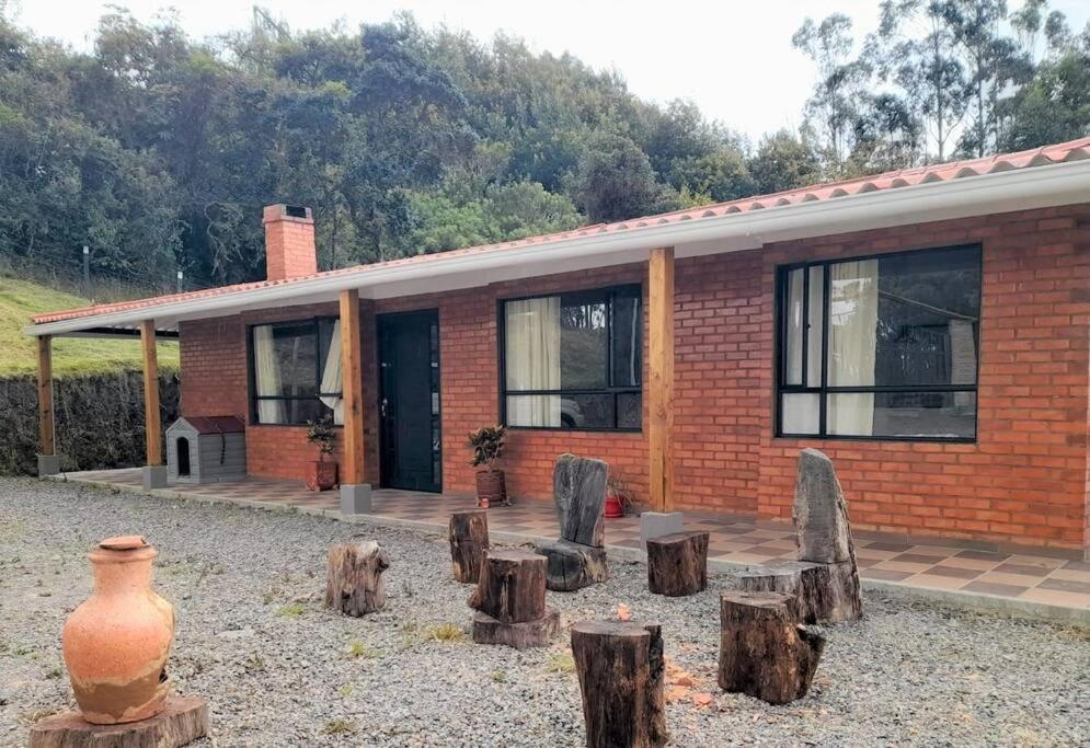 Hermosa Casa Campestre Moderna "Rancho La Marina" Chiquinquirá Exterior foto